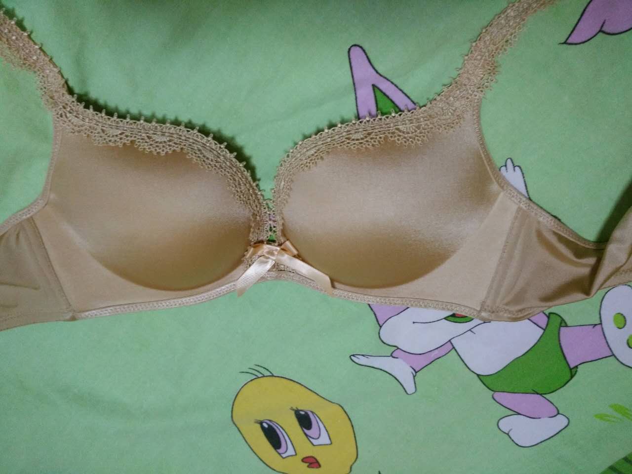 看起来还不错,尺码也很标准。