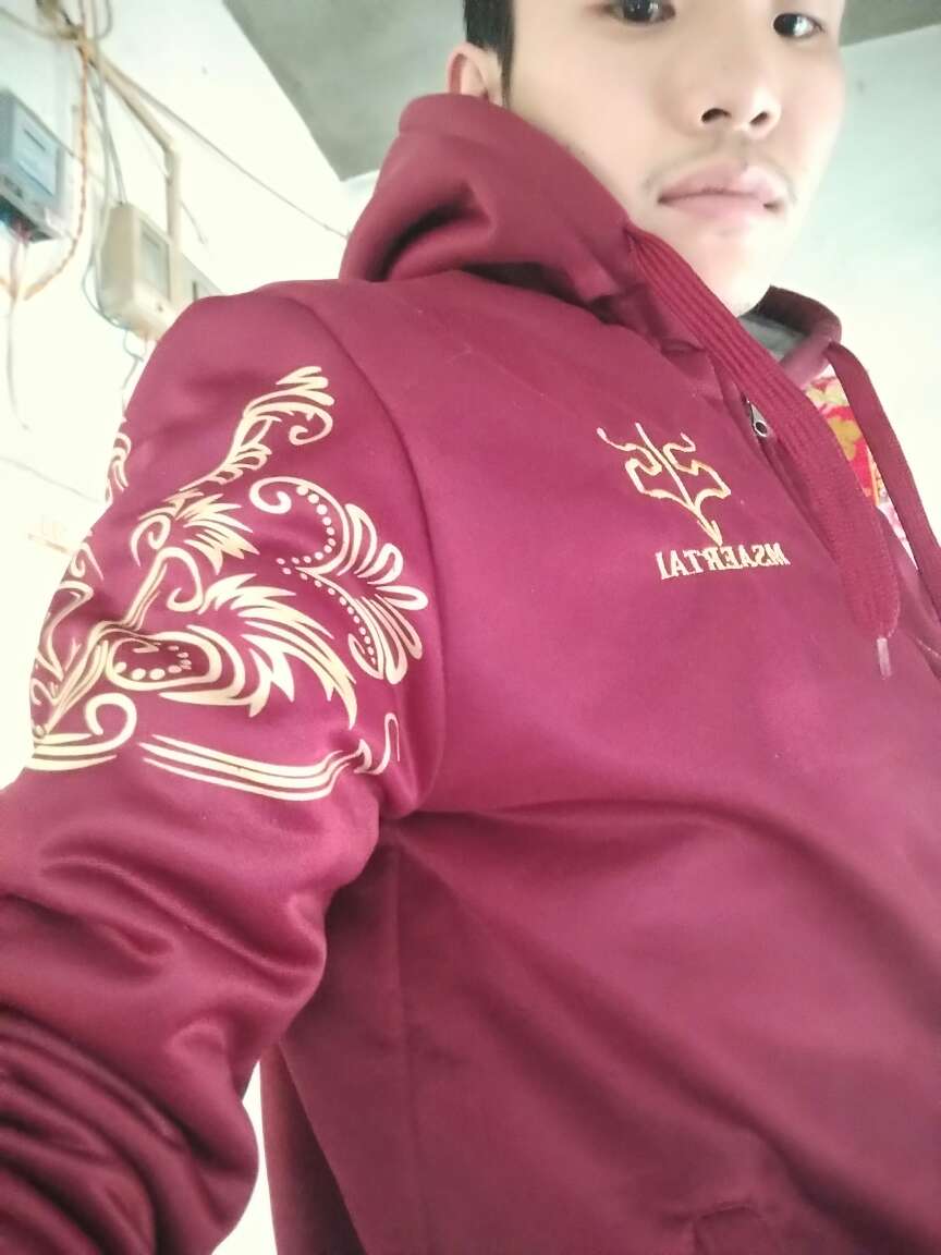 不错,衣服很好,就是裤子差点