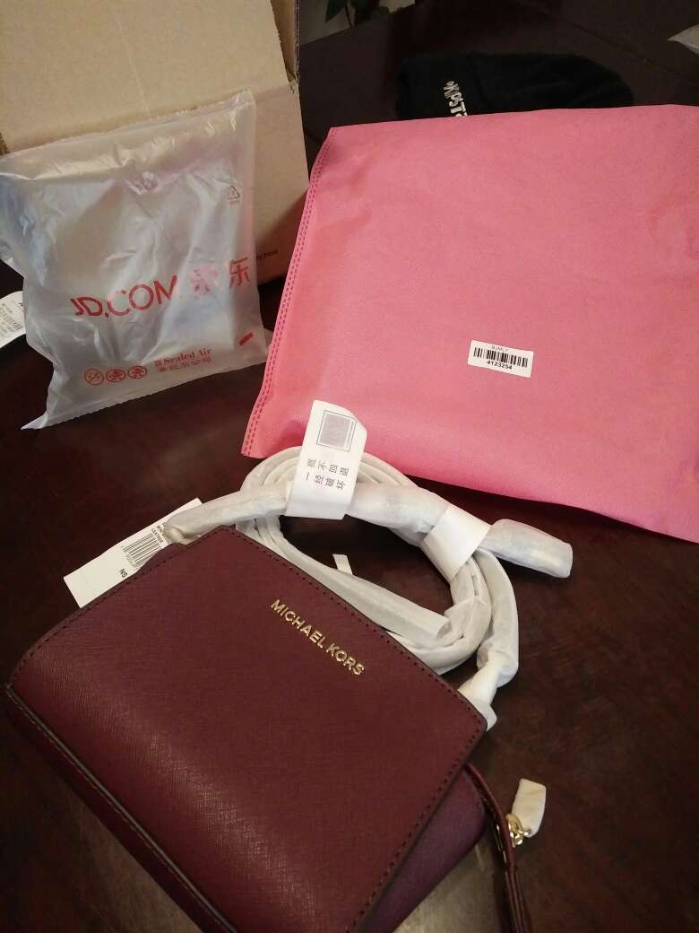 信赖,包包很好,值得拥有,优惠得手,,,,,,