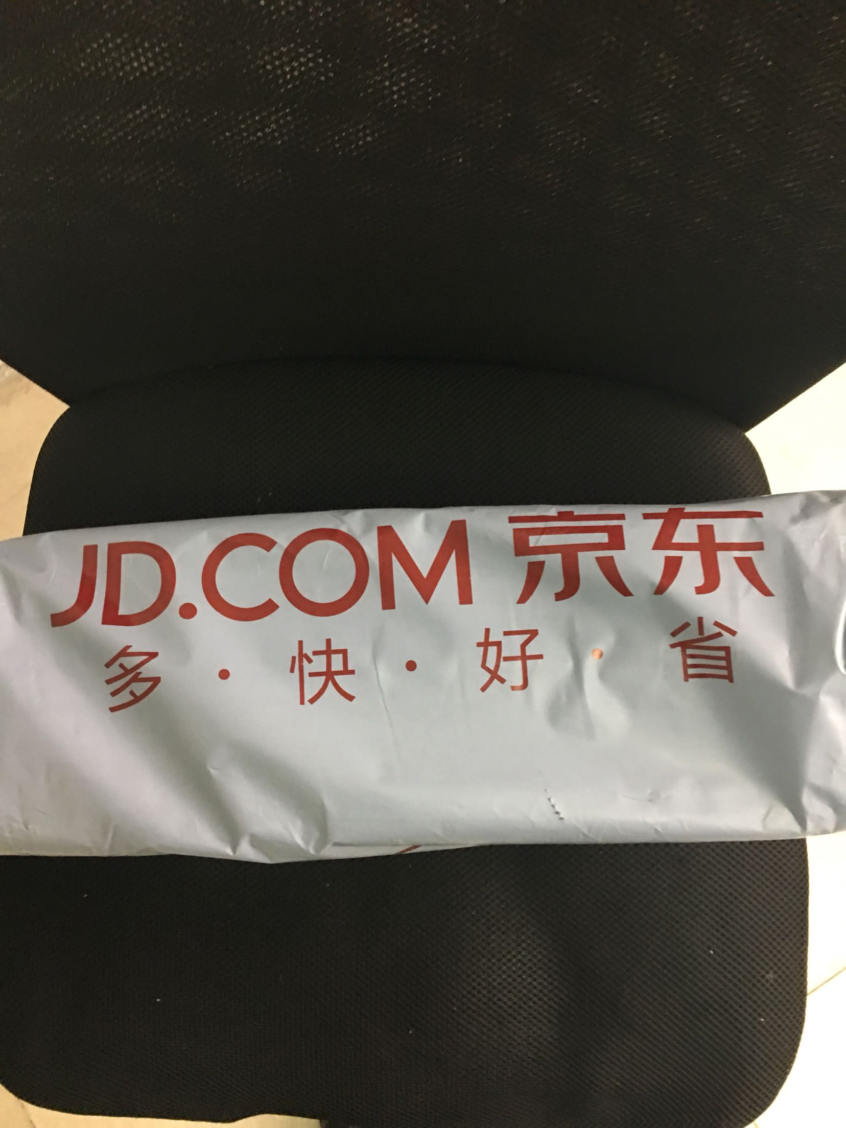 质量好,外观时尚漂亮,价格实惠,值得拥有购买!