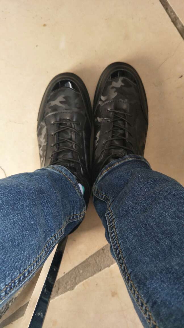挺满意的,必须好评,就是鞋带有点不习惯