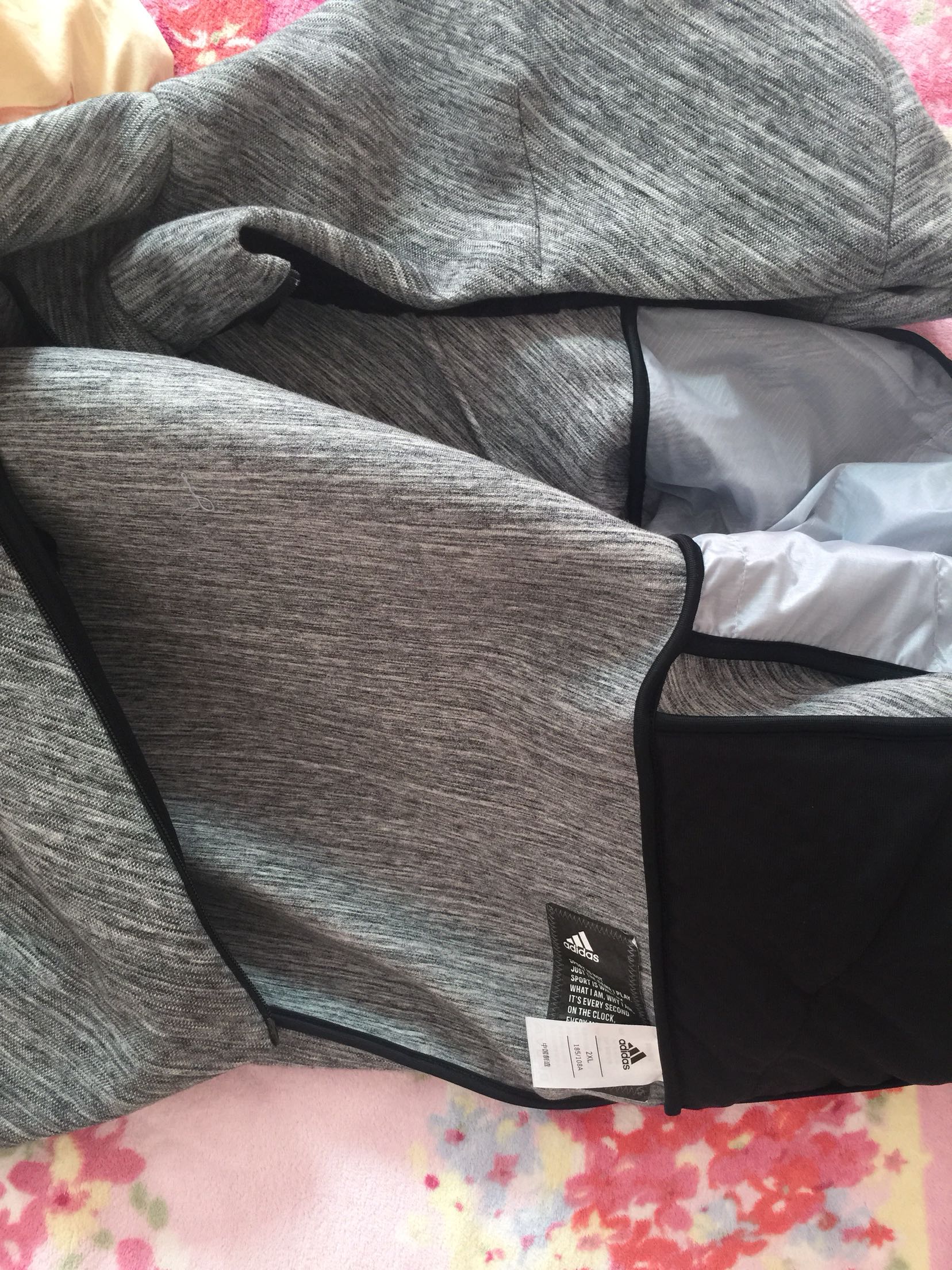 正品,送货很快!价格也比实体店实惠!不错!