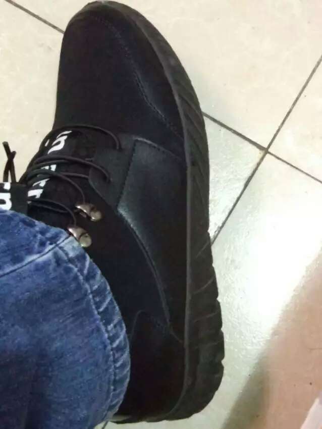质量还可以,穿起来也很舒服?