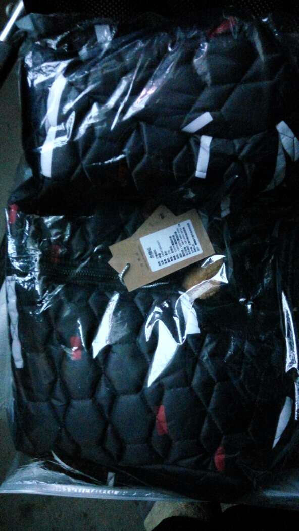 东西很好 已经试过了 就是袖口的形式不太喜欢