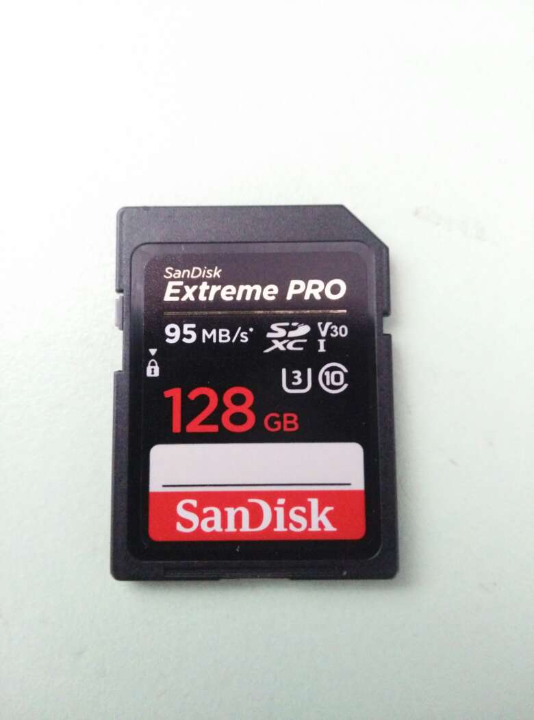 为A6300微单的4K视频录制而准备的。