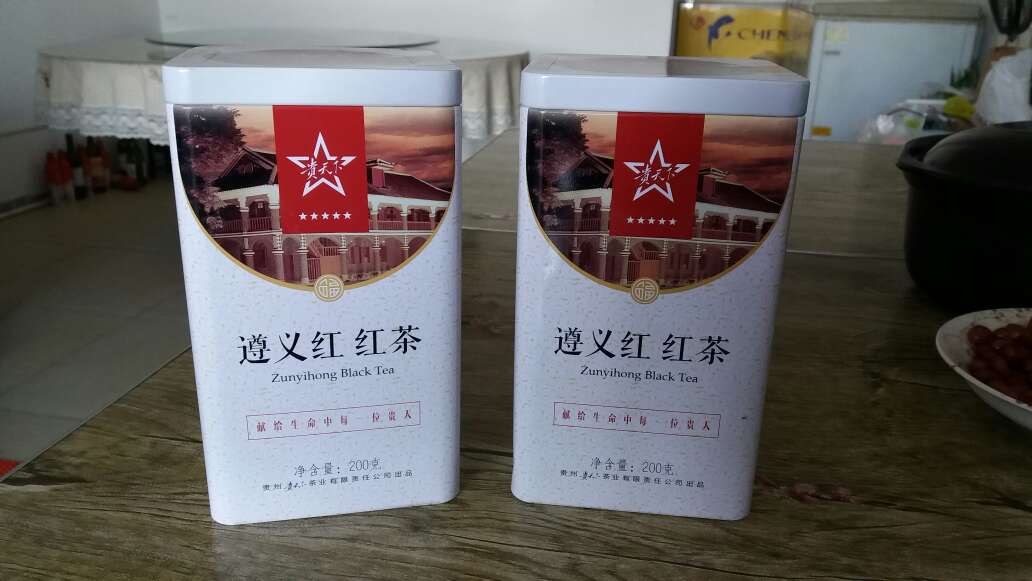 过年年货送长辈。