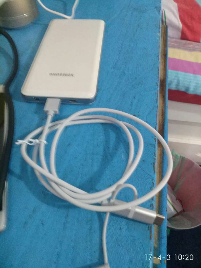 感觉不错,出差旅游携带方便!