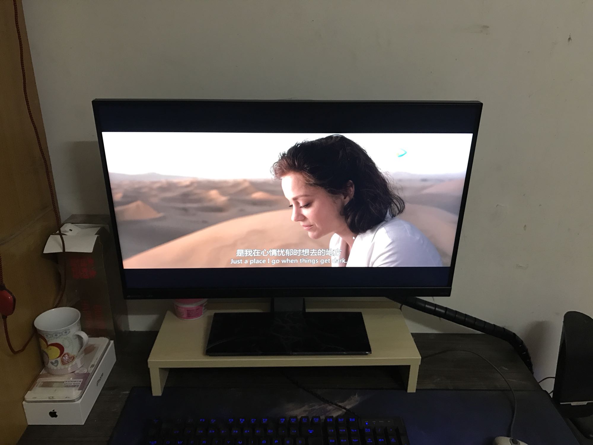 很好,霸气,就是打游戏的气候有点小闪屏,其它都还好