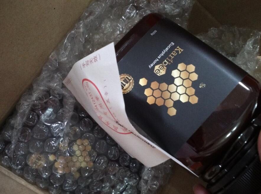 东西不错,物流很快,不止一次买进口蜂蜜了,但是这个牌子第一次买,尝试下。