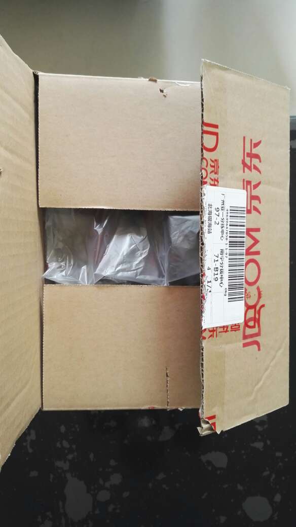 手机很不错!但是用金融很卡很卡!我的荣耀7就没有这种情况!