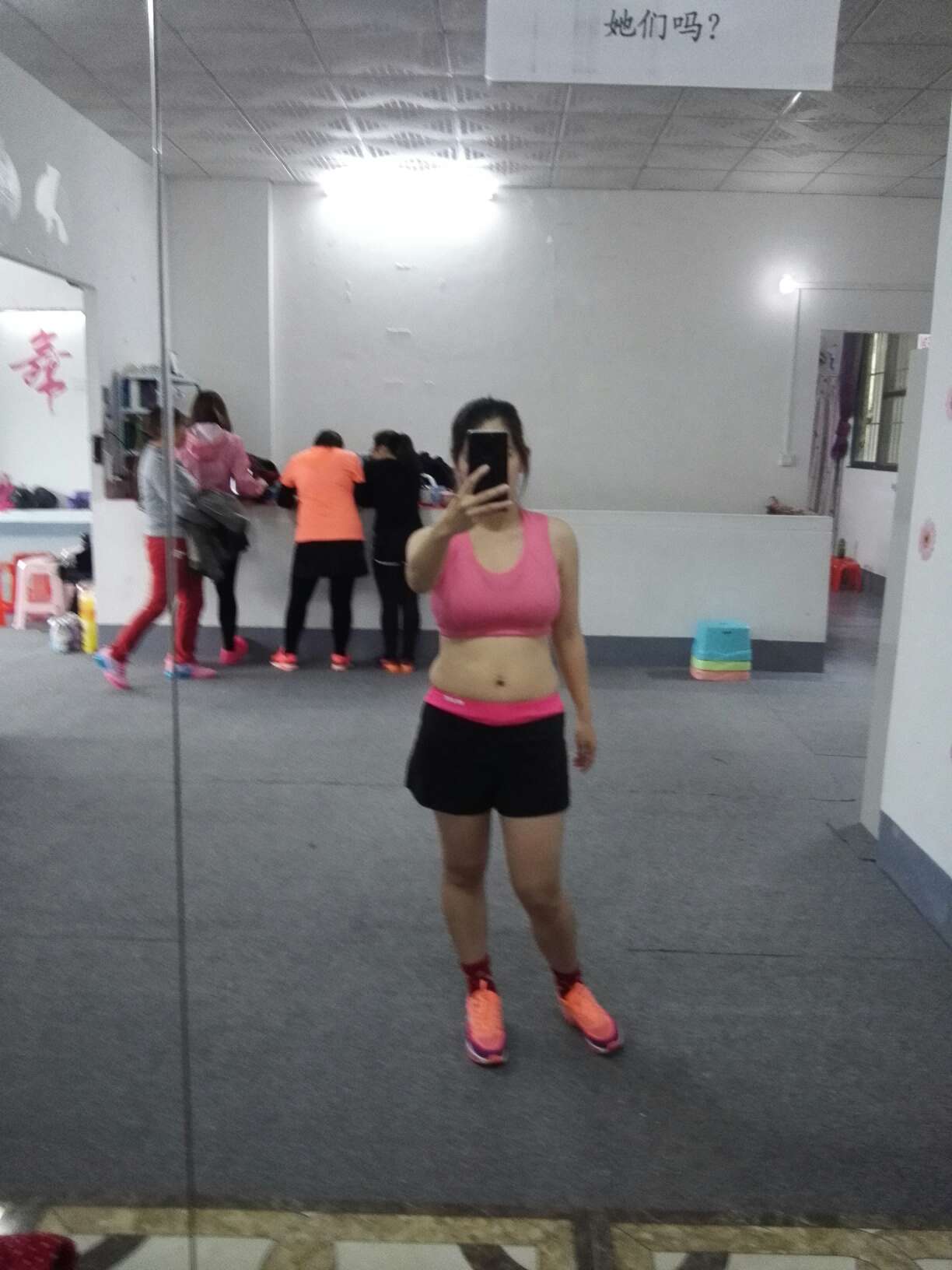 做运动很舒服,应该是正品。