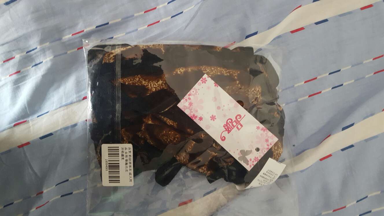 物流快,质量不错,老婆穿上很性感,好!