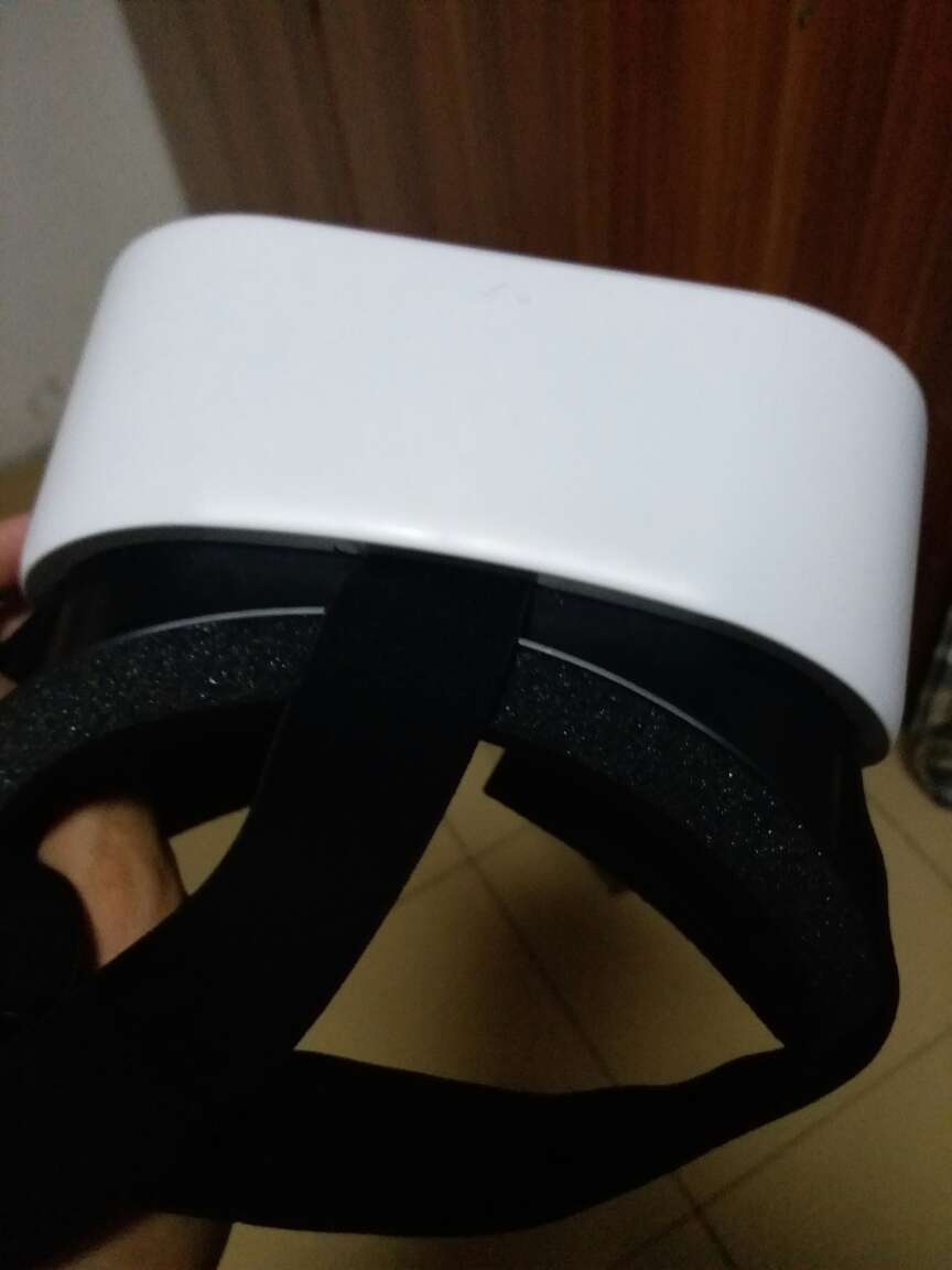 29块,做工一般,海棉是双面胶贴上去的.有点low....