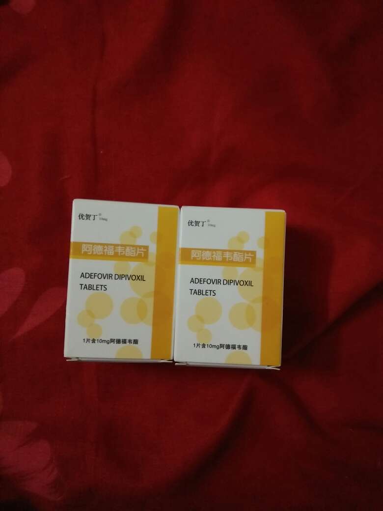 服务很好。物流稍微慢了一点但是完全能理解。事先客服也说明过。价格比实体店便宜两倍。这辈子就认定这家了。希望一如既往保持服务质量。