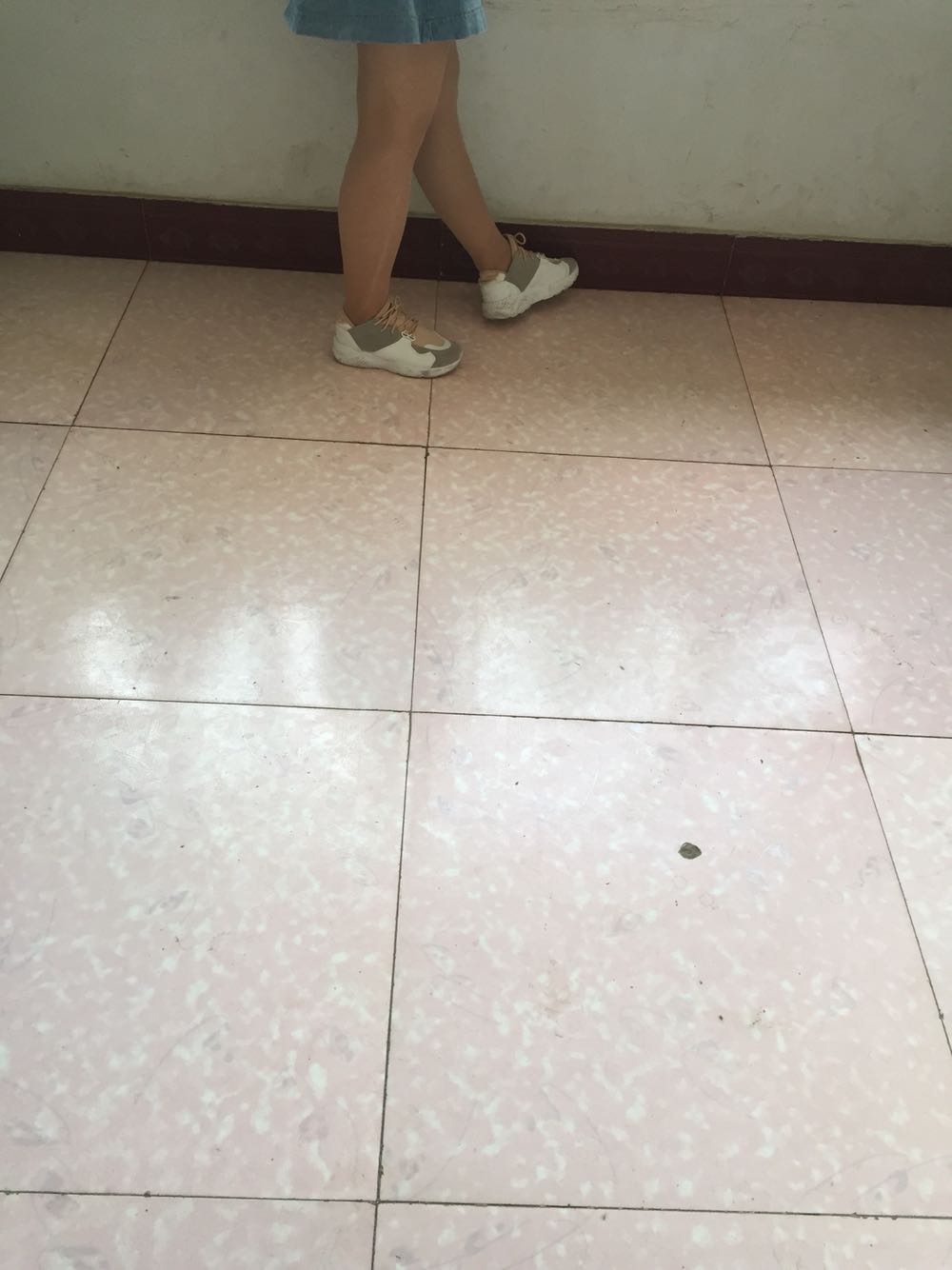 一般话,穿着舒服还可以。