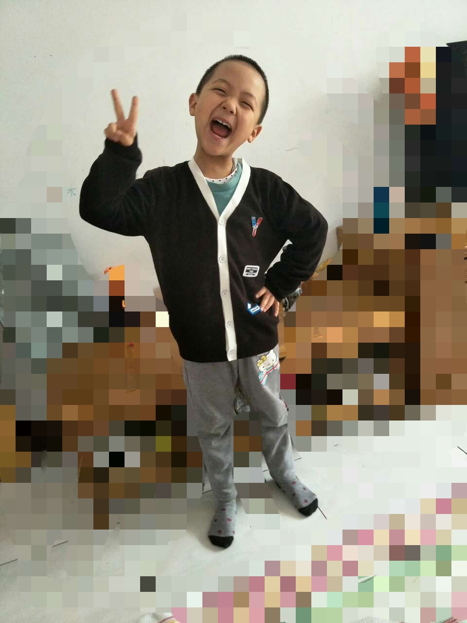 孩子穿着正合适,非常喜欢