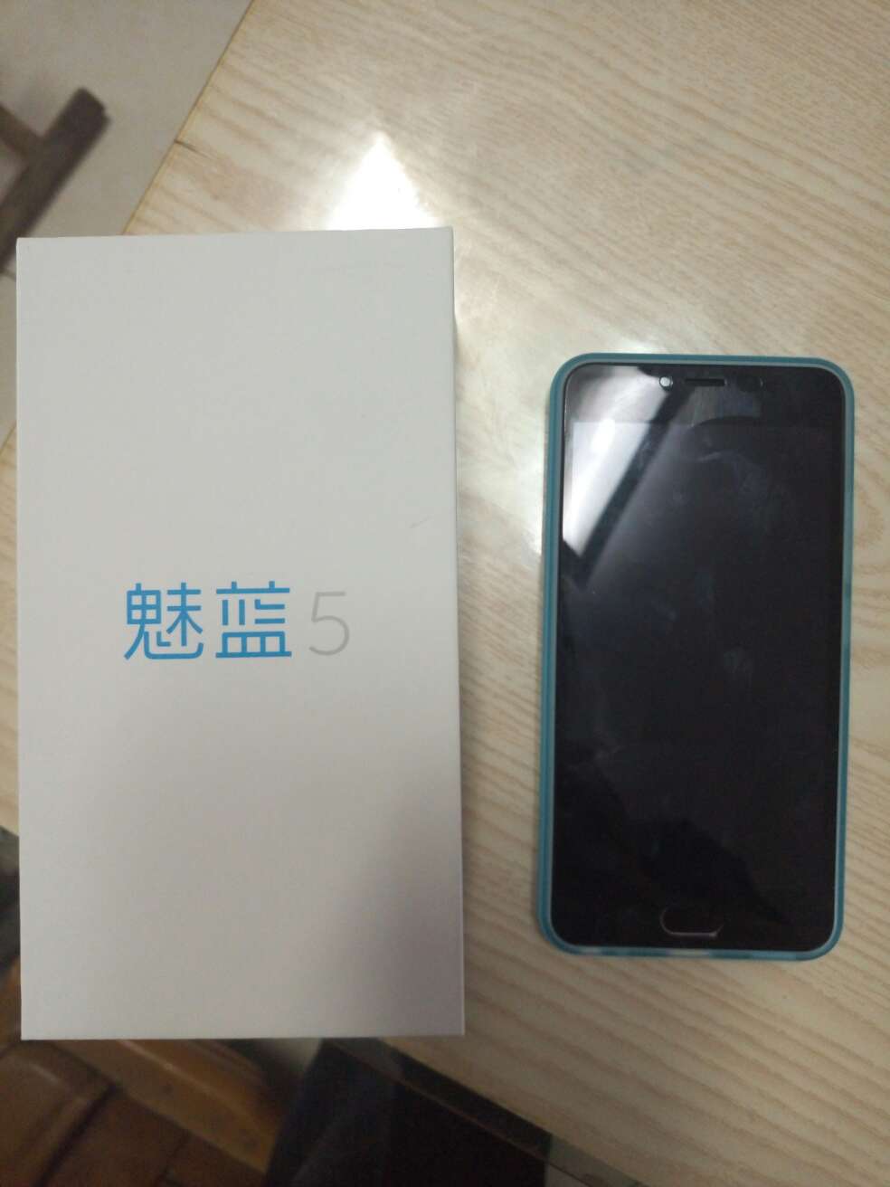一直用魅族手机,性价比高,国货精品,从魅2开始,到现在,推荐身边好多人用了,评价都不错,希望魅族越来越好