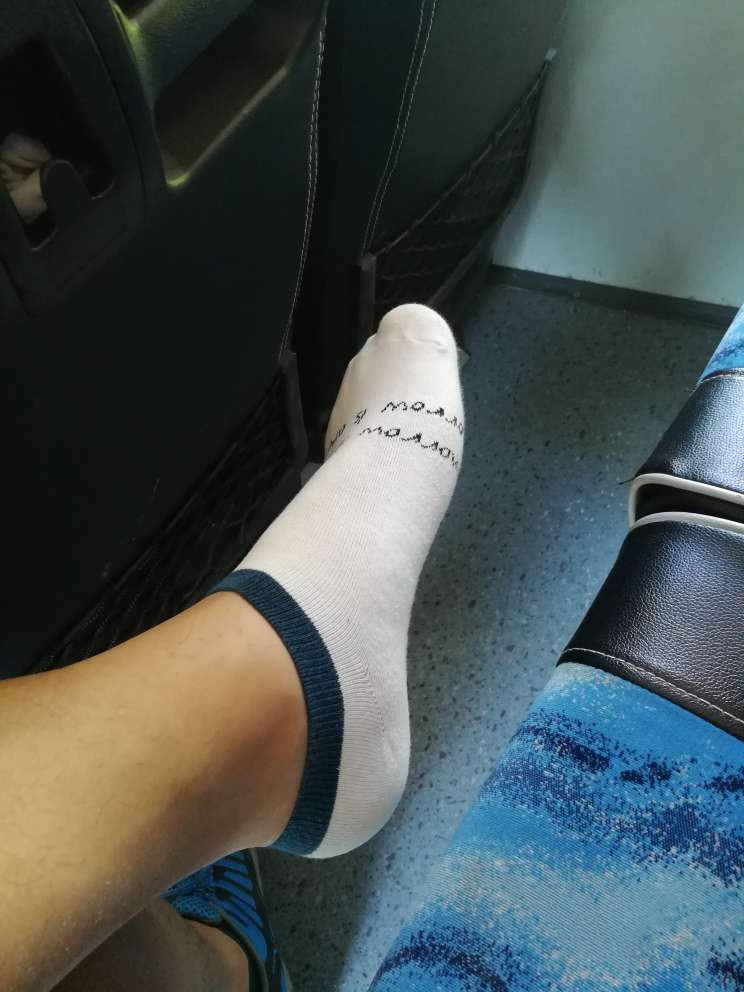 还行吧,产品挺符合的,看一下质量了,试一下,再来追加评价