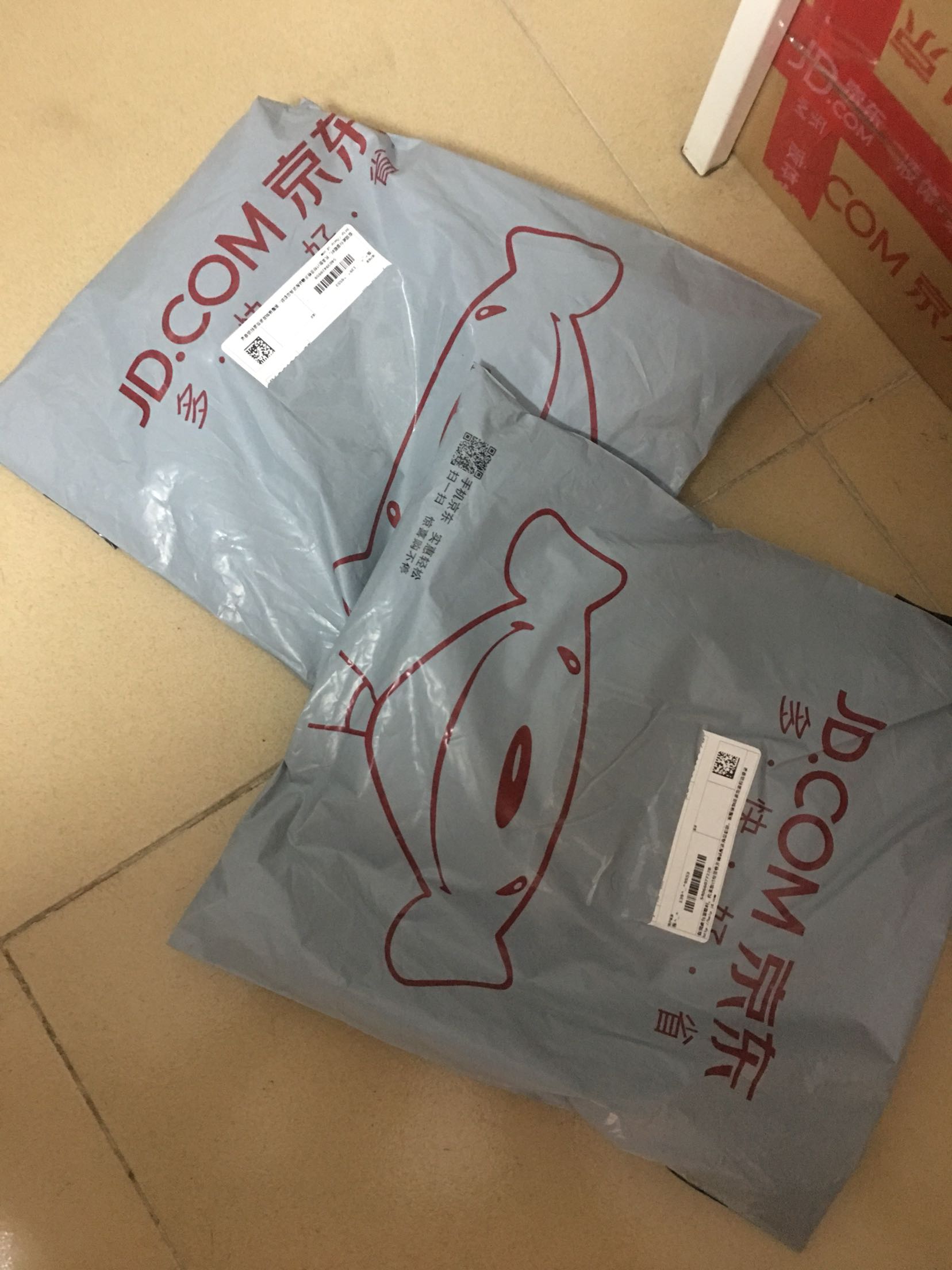还没穿,先给好评,估计不错