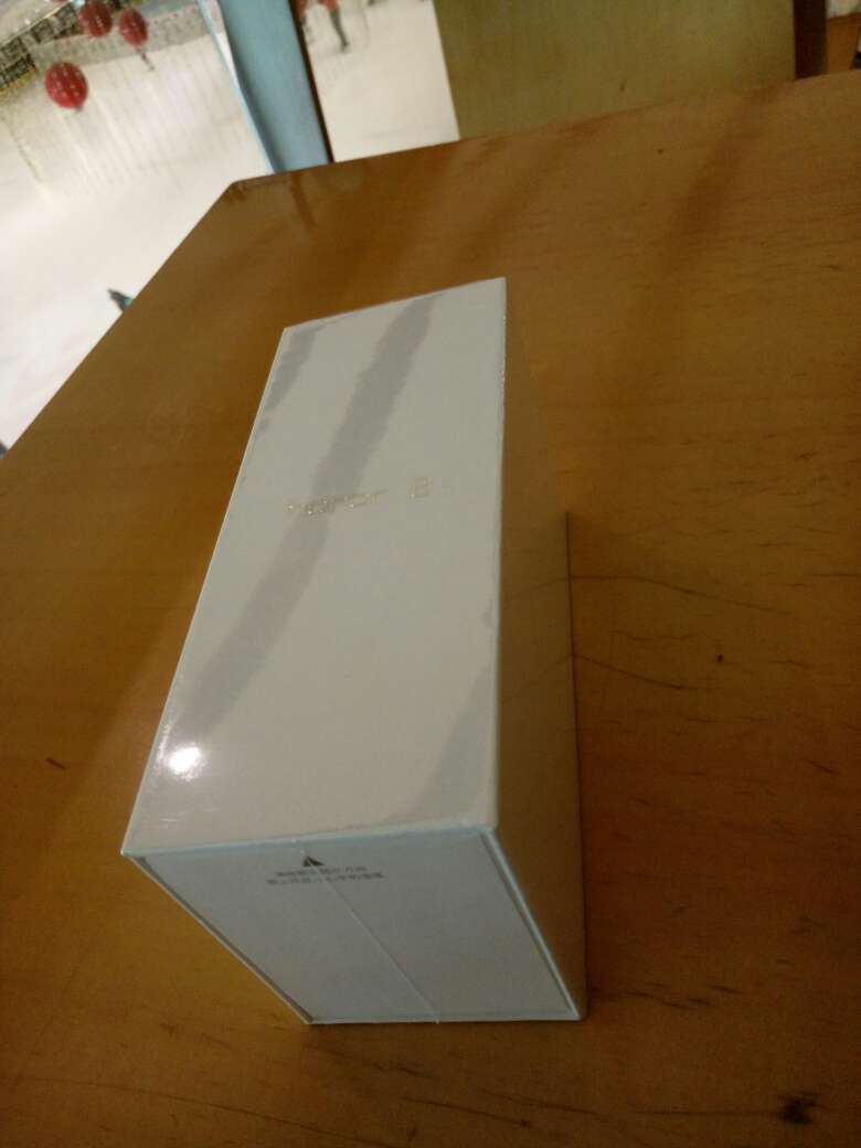 上午买的,下午就到货了,给快递姐赞一个。?