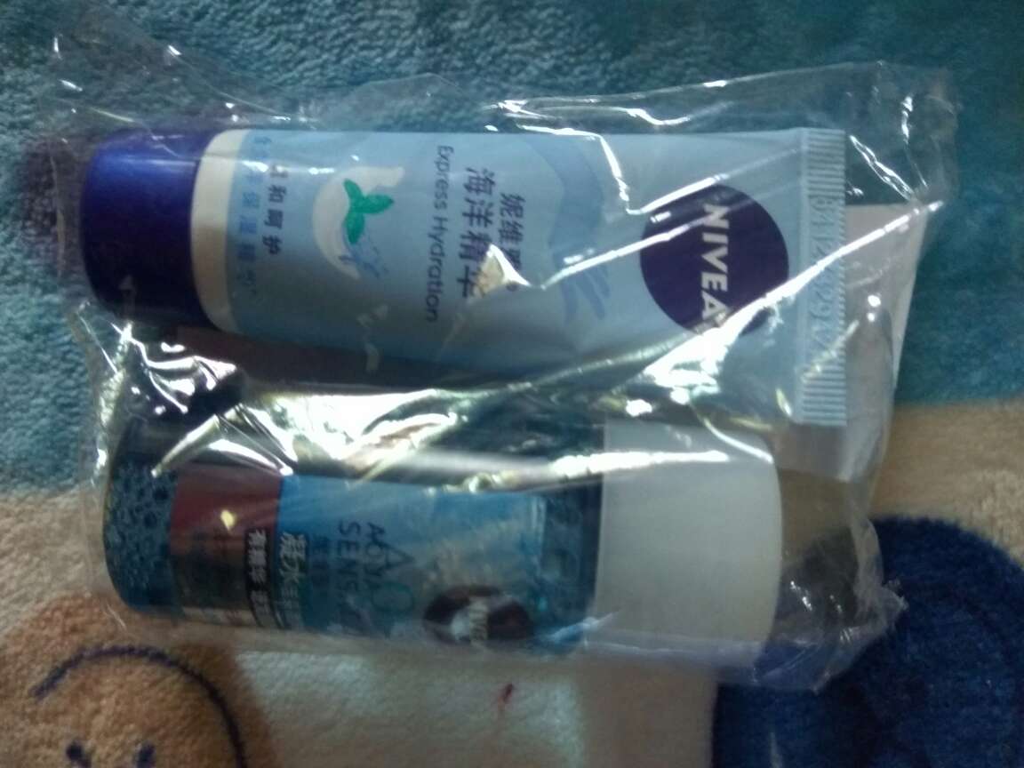 赠品,还不错,喜欢。