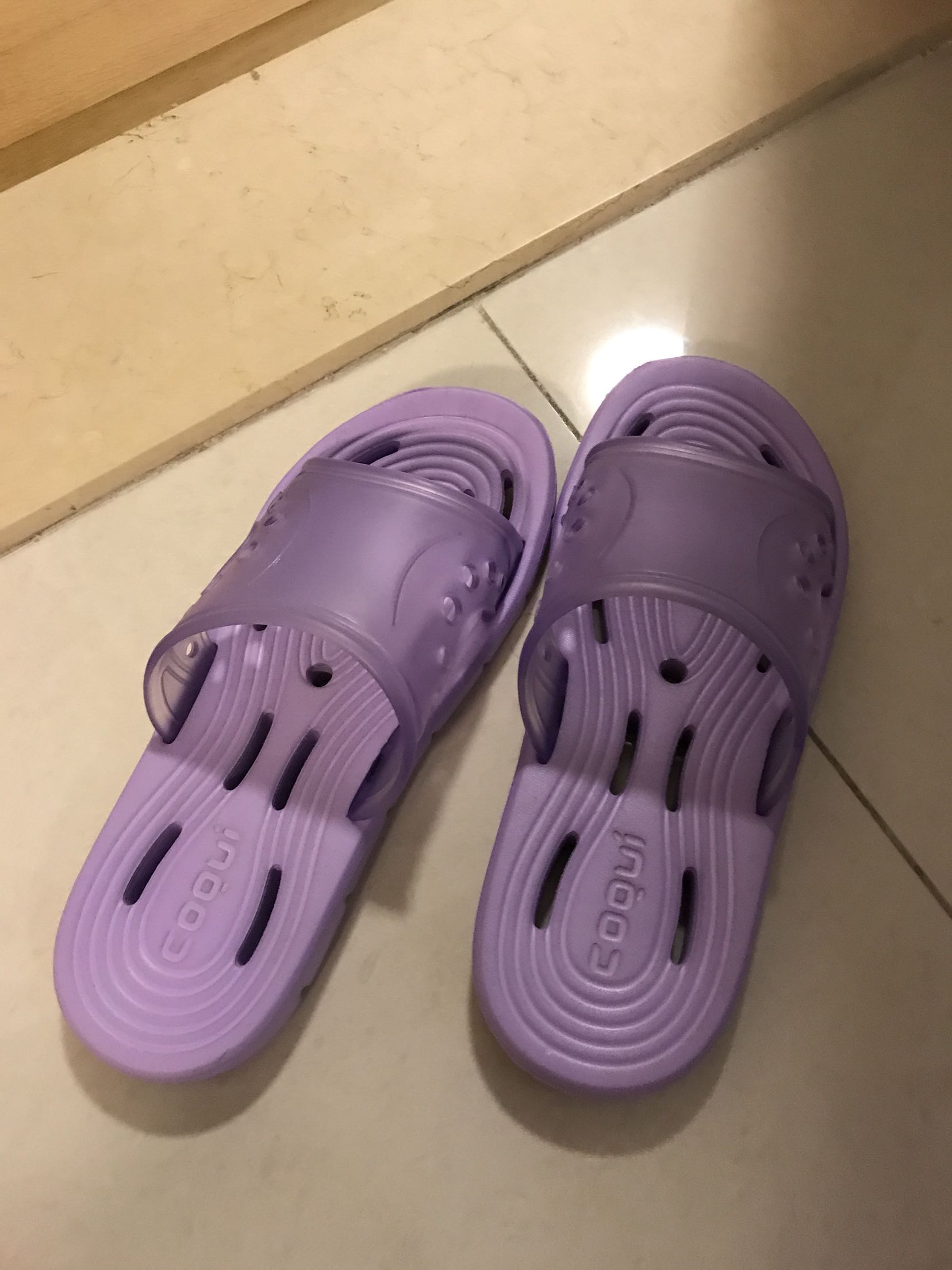 颜色好看浴室穿好