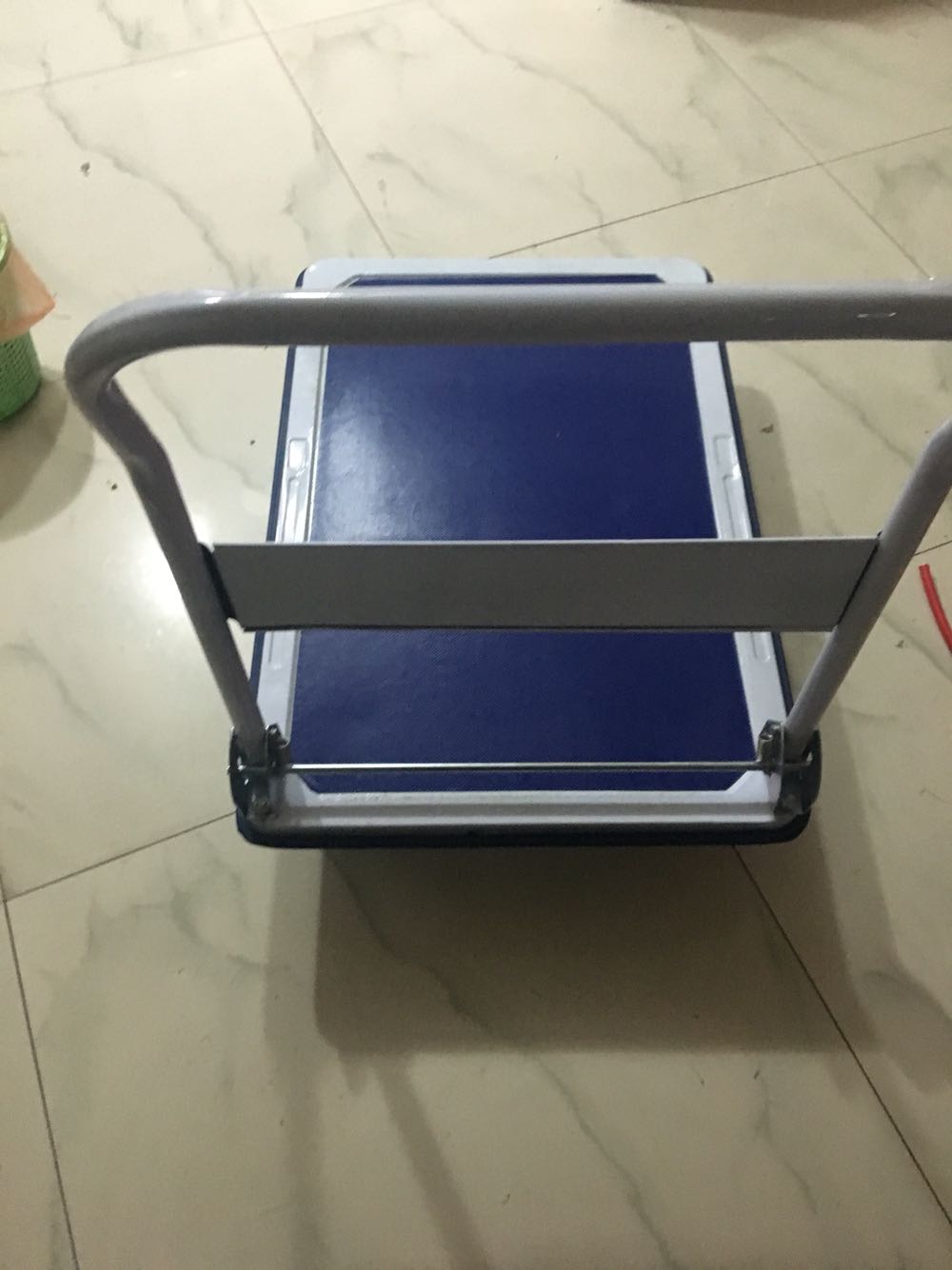 质量可以 有点瑕疵 拉货不影响