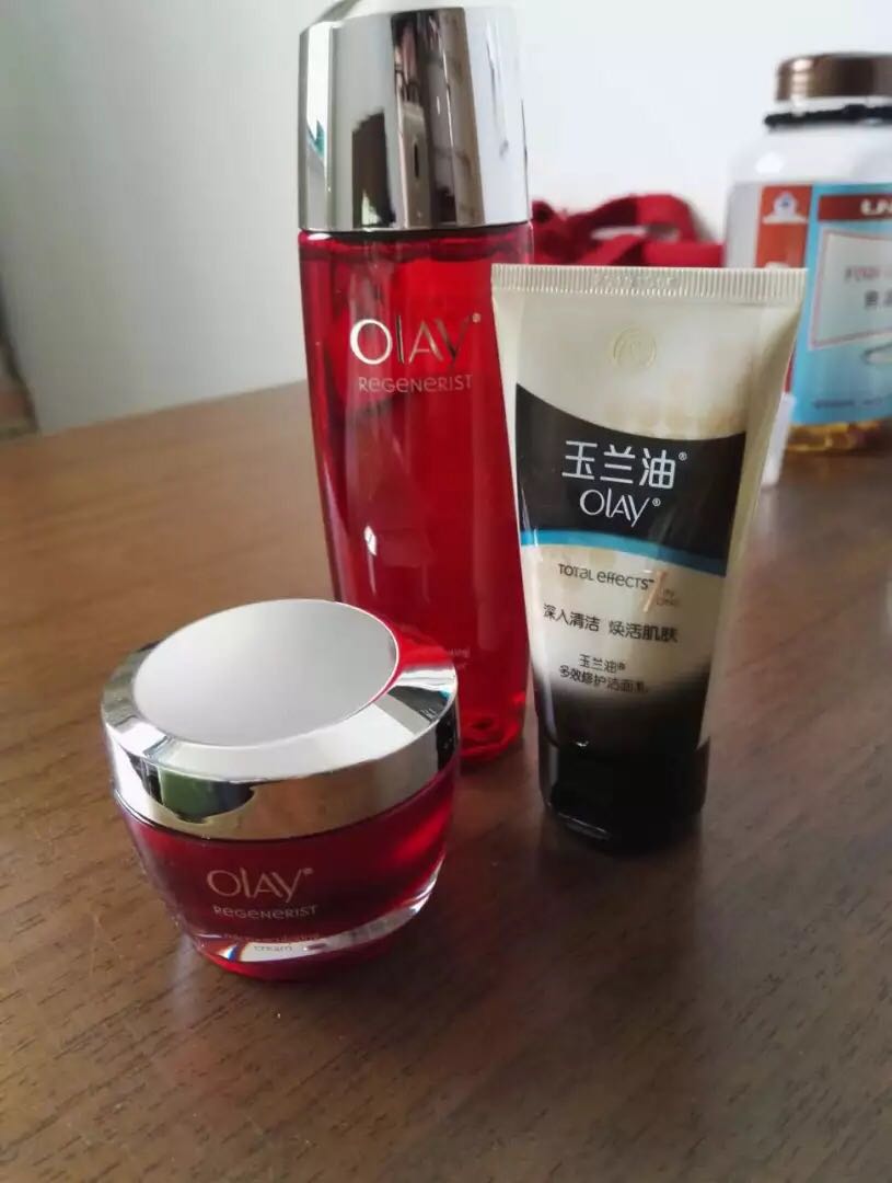 坚持不懈的追求玉兰油很多年了,以前在实体店买,现在在买,好东西,好!