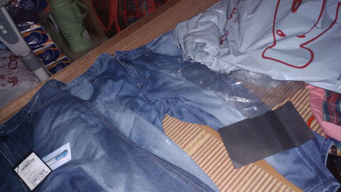 穿起来面料好,还合适