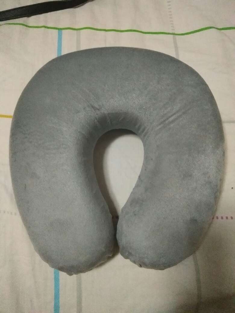 用着挺舒服的,不过颜色是灰色的,不喜欢这个颜色!