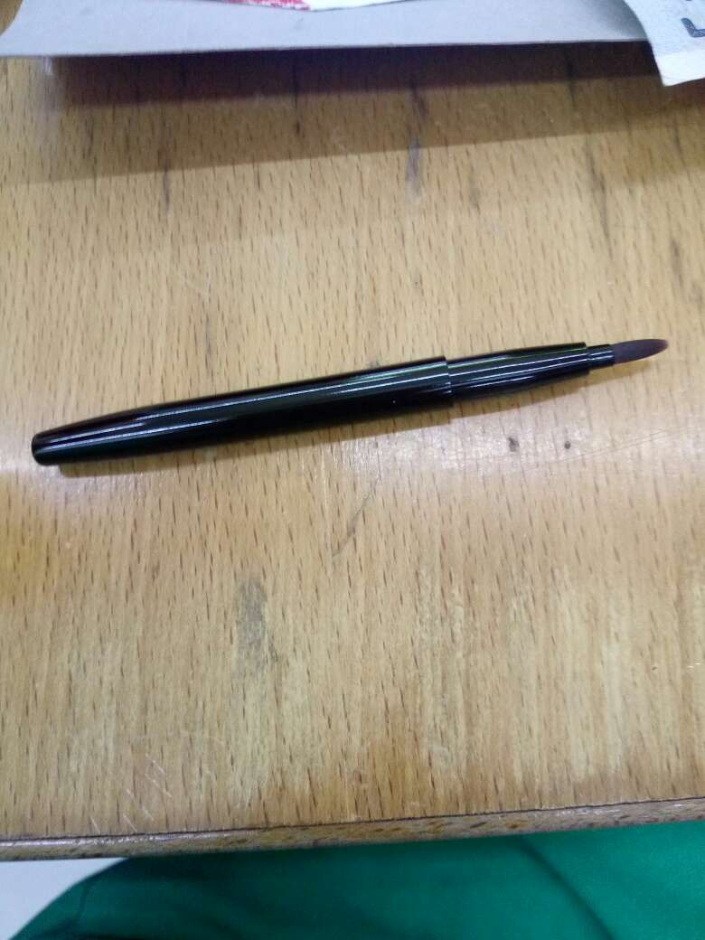 第一次用这个东西 小巧玲珑的 方便 感觉质量还不错 还没用 喜欢