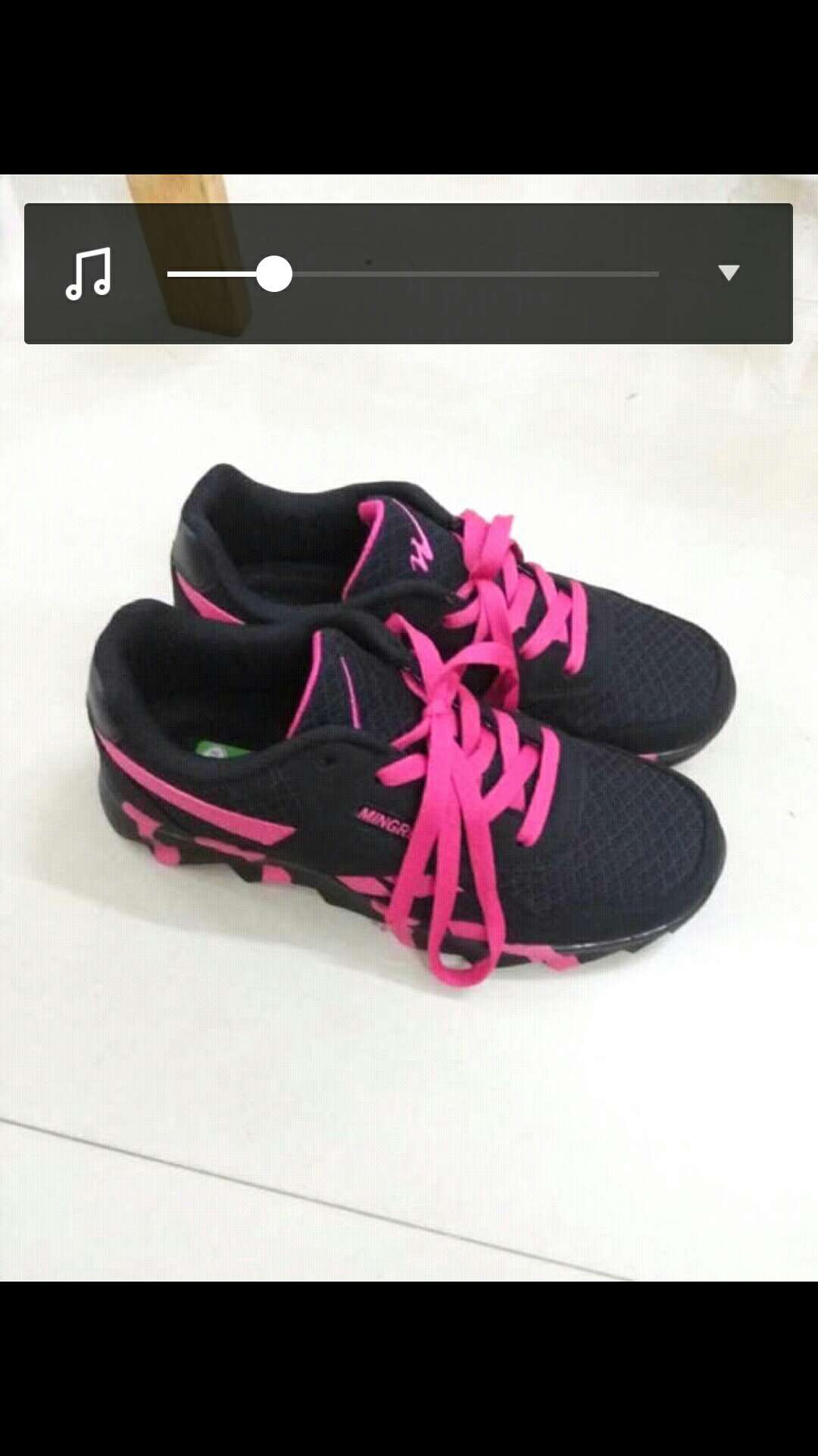 鞋子穿的很舒服,但是第二天就降价……