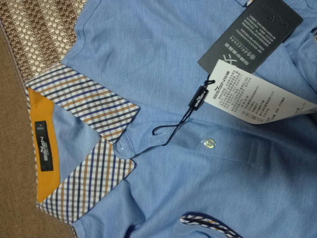 一直都穿柒牌值衣服,个人感觉不错,这件也不错,对得起这价格,以后还会再买。