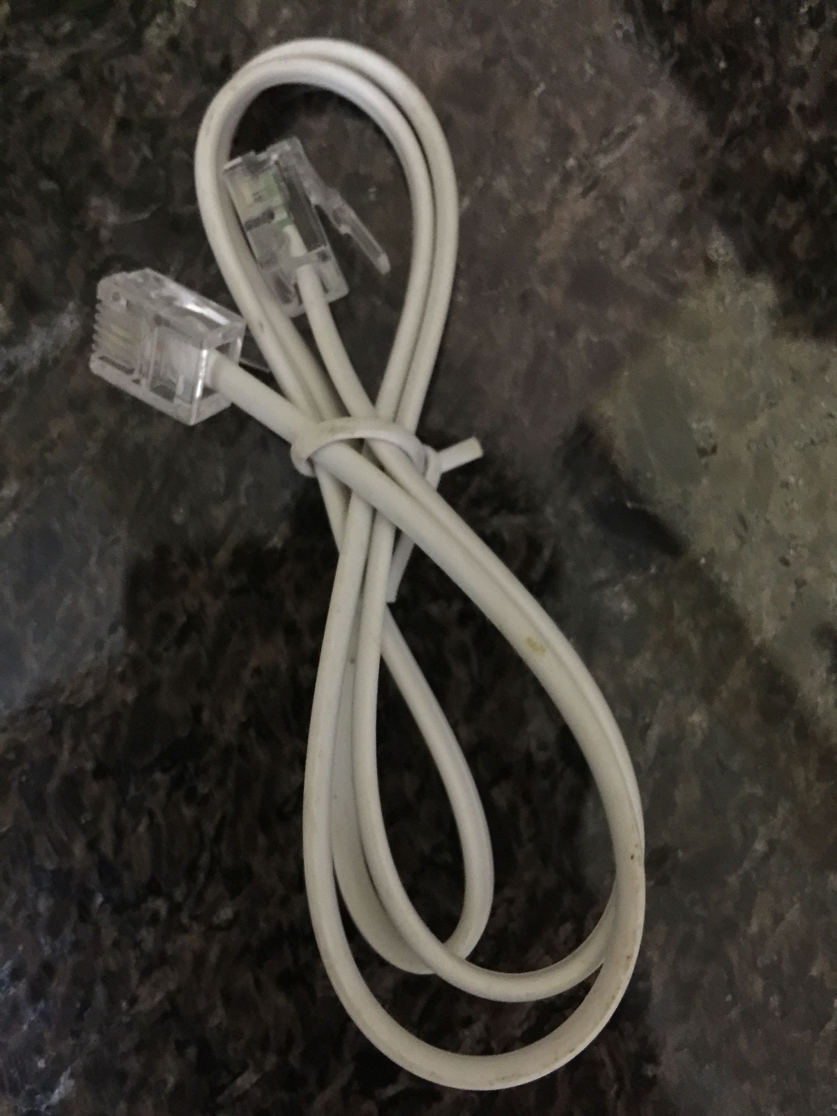 随收音机赠送的,还没用。