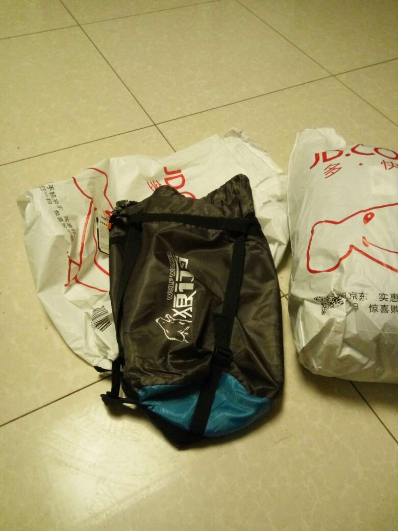 东西很好,快递速度,服务态度好,值得推荐