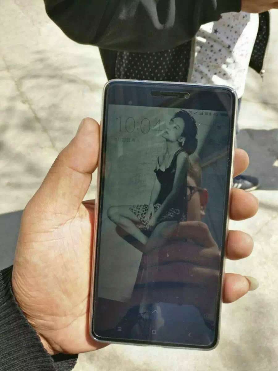 非常好,非常好,一直使的。用这个手机,最后又替别人买的,品质可以保证