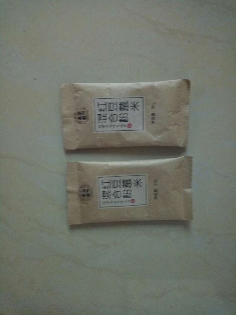 凑单买的,拿回来就泡了一包,味道怪怪的,我个人接受不了