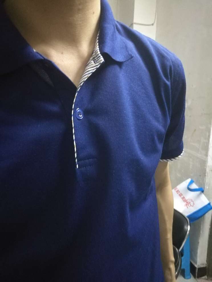 款式不错,价格便宜,可材料不怎么样。可惜。