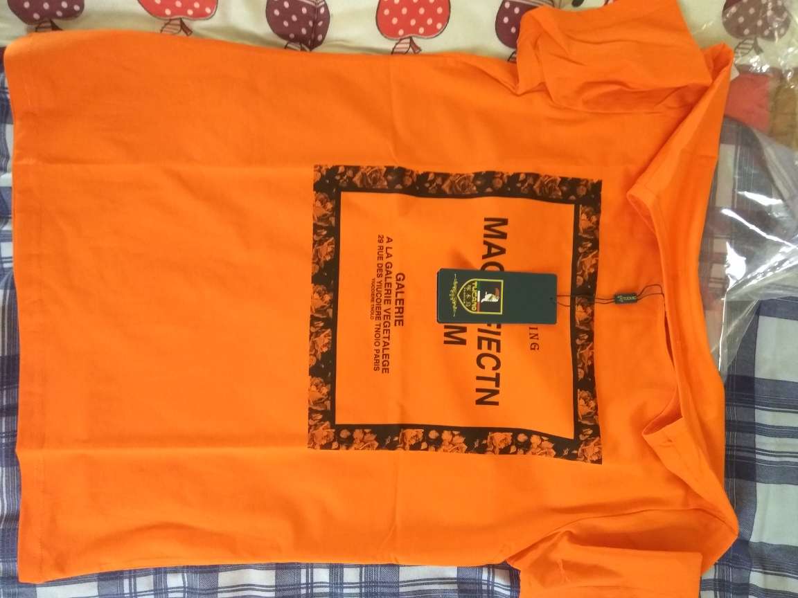 衣服穿了快一周了,真的很好。就是最近涨价了,要不然的话还想买两件,