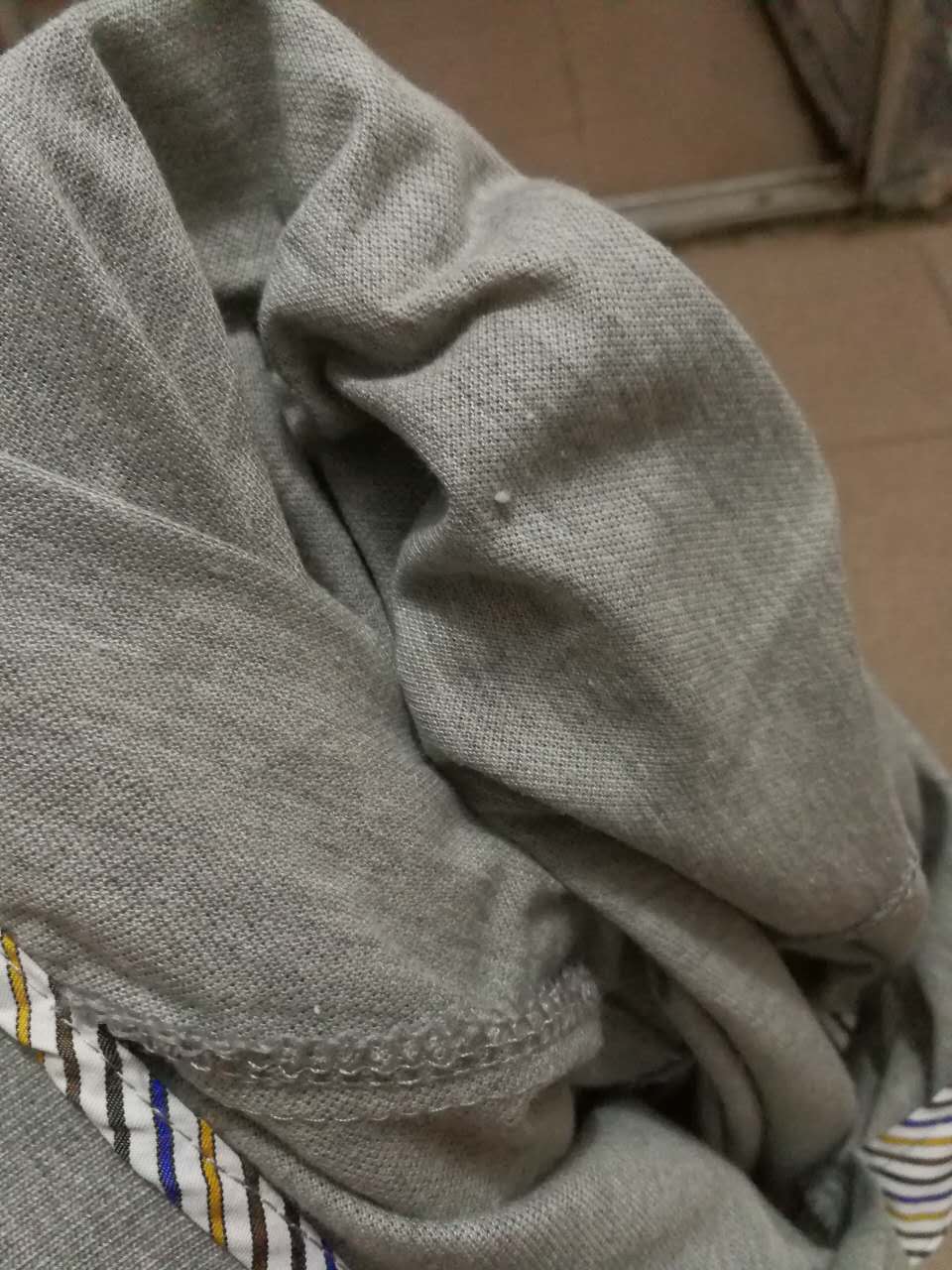 很少评价,秒杀的79元!怎么说嘛呐,洗了两次了,效果自己看,不满意,不满意!
