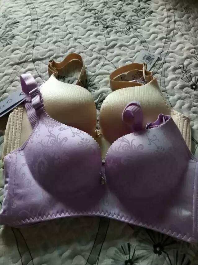给老婆买的,颜色还是蛮诱人