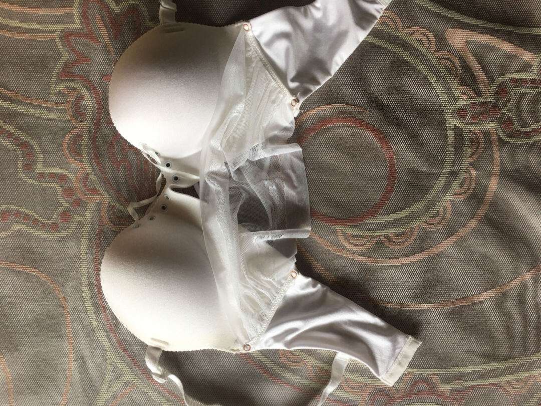 宝贝收到了,速度还算可以,质量杠杠的,就是厚了点……