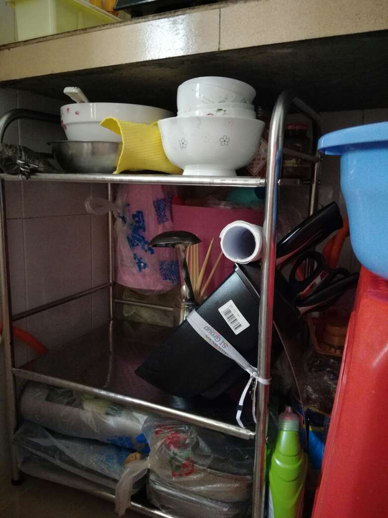 配送,很结实,目前没生绣,适合小空间放置
