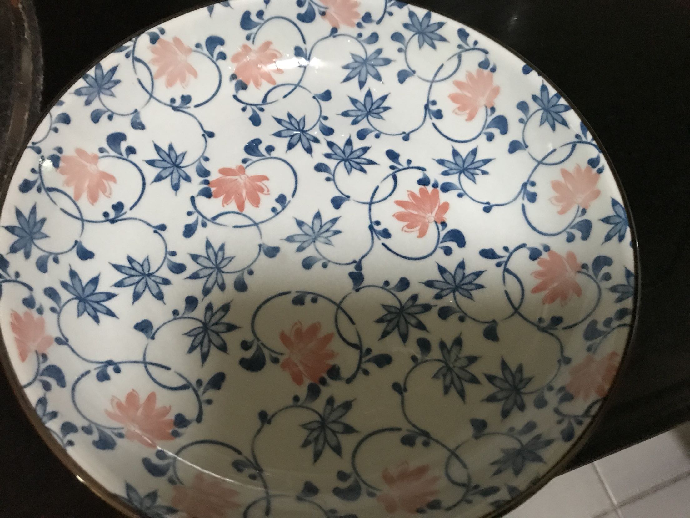 非常漂亮的盘子,为食物添彩