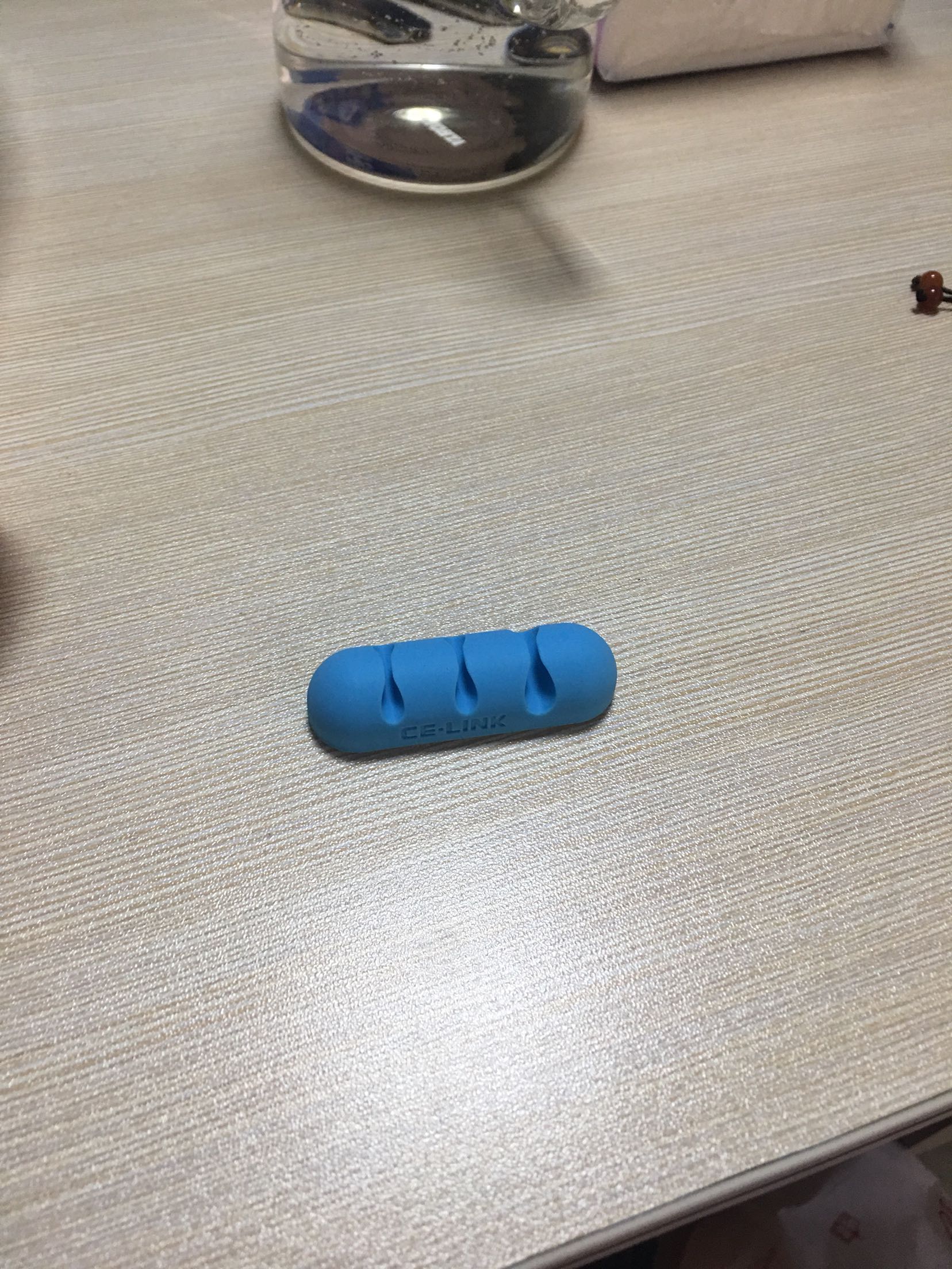 给办公室买的,整理线用