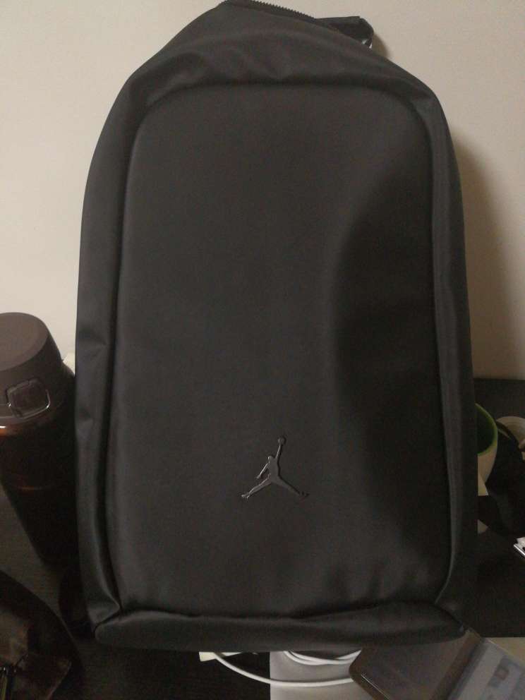 挺好看 大小合适 乔丹高端大气