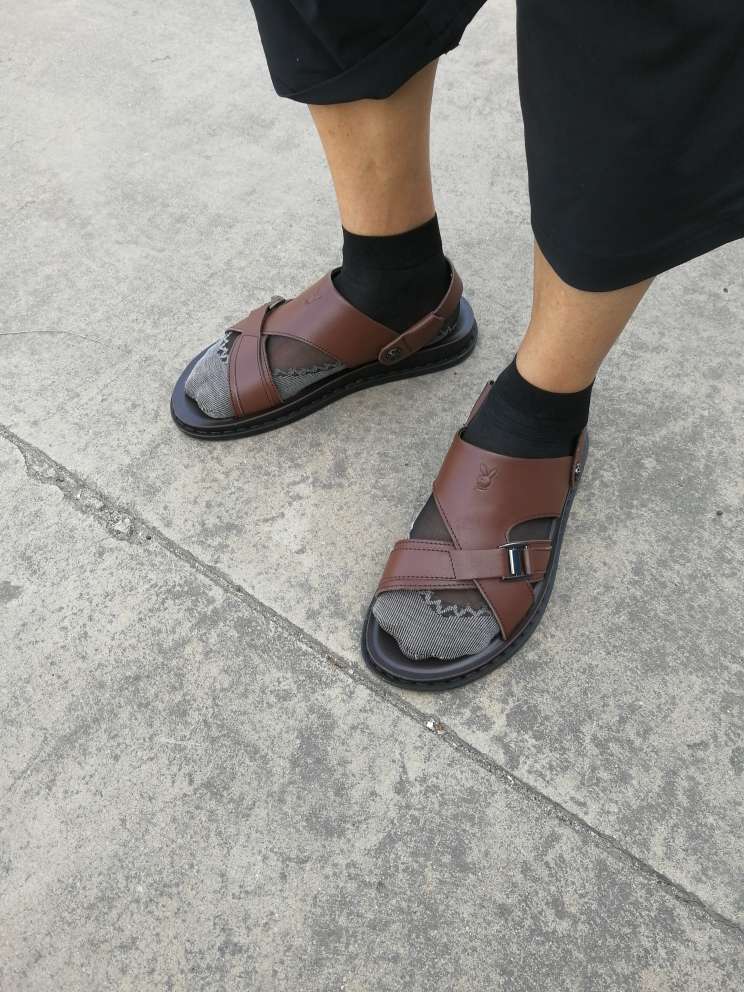总体不错,是想要的颜色,穿者满意!
