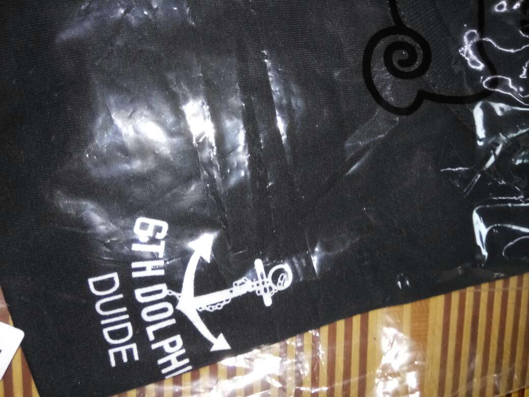还行,款式不错,不喜欢太多图案的