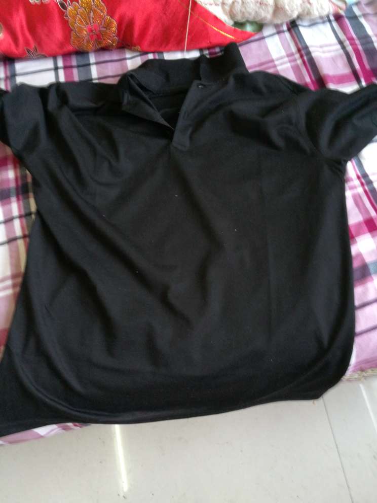 衣服非常,穿在身上很舒服,物超所值