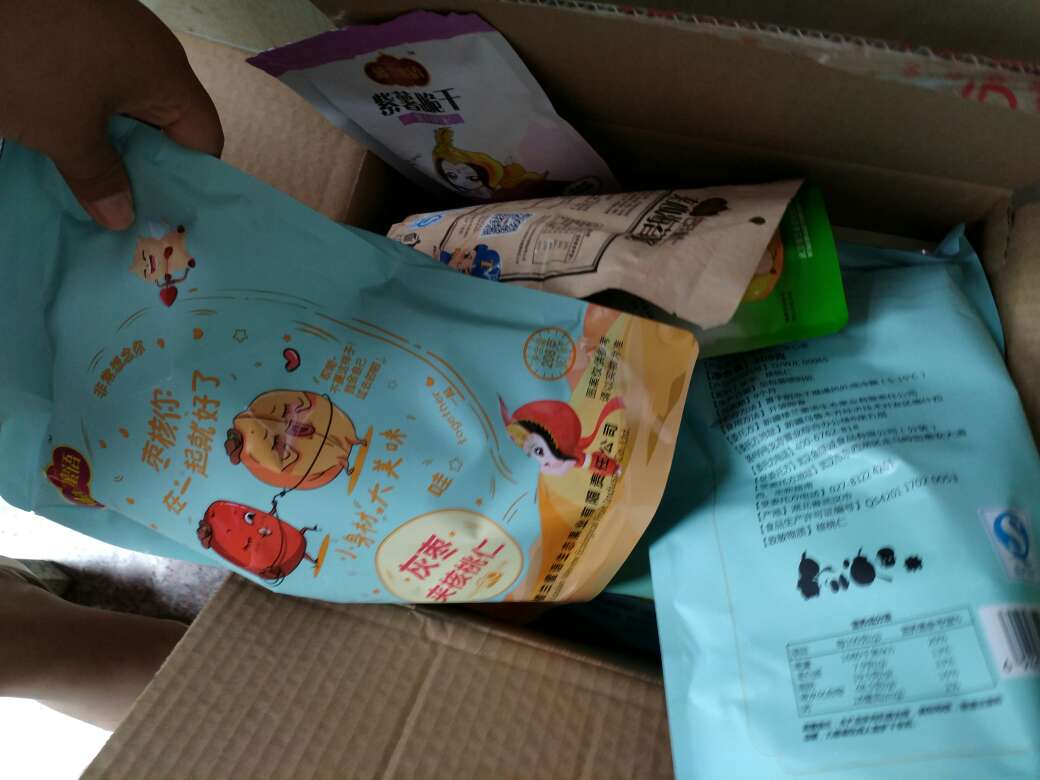 618活动,跟同事一人买了一大箱,好吃,给力!